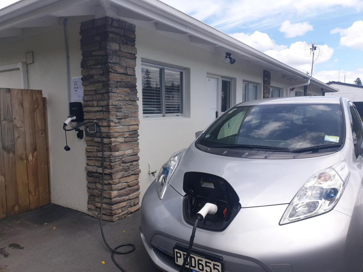 Rose Apartments Central Rotorua- Accommodation & Private Spa Экстерьер фото